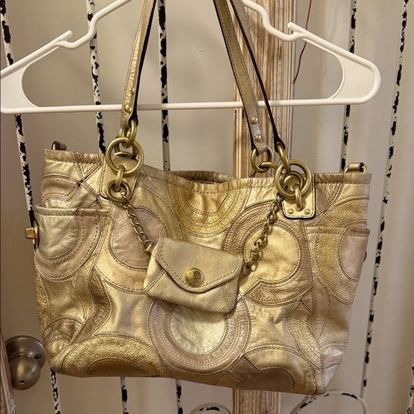 Vintage Rare Patchwork Collection Coach metallic Gold all leather Shoulder Bag